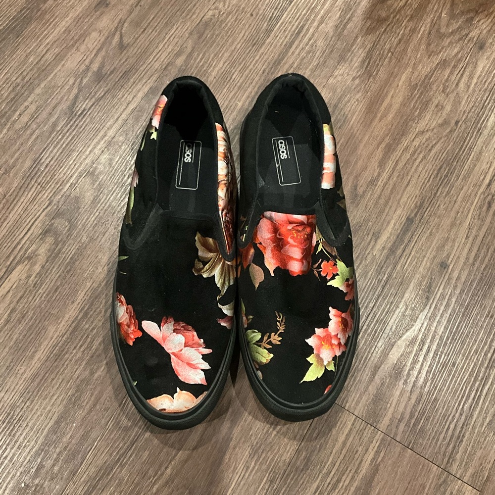 Men’s ASOS Black Floral Slip-On Shoes size UK11